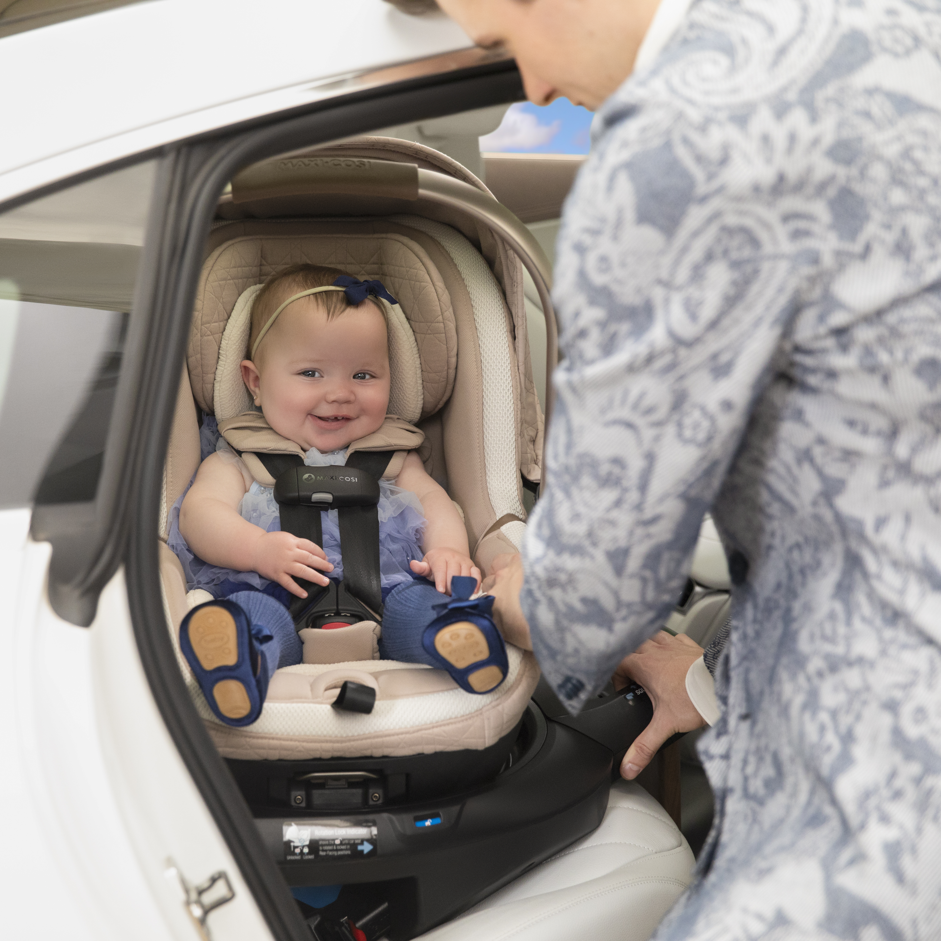 Tana 360° Rotating Travel System with Peri™ 180° & Carriage Accessory in Natural Heritage
